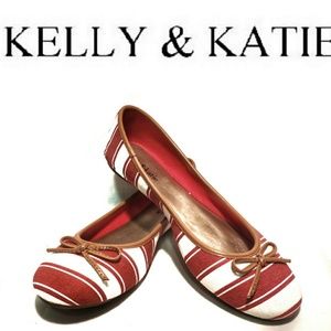 Kelly and Katie Red & White Canvas Flats NWOT